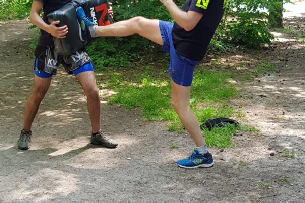 Buitentraining KVG 2019 (5)